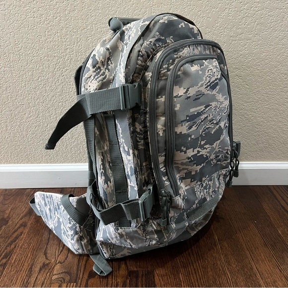 Code Alpha 3 Day Tactical Expandable Camouflage Military Type Backpack, Preowned - Picture 16 of 16